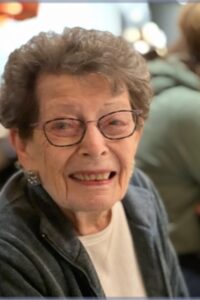 Lois Kahn